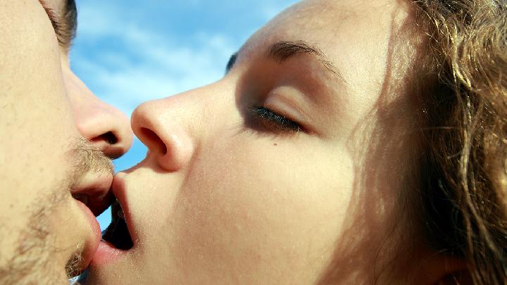 如何缓解月经不适？体重也是月经不准确的重要因素？